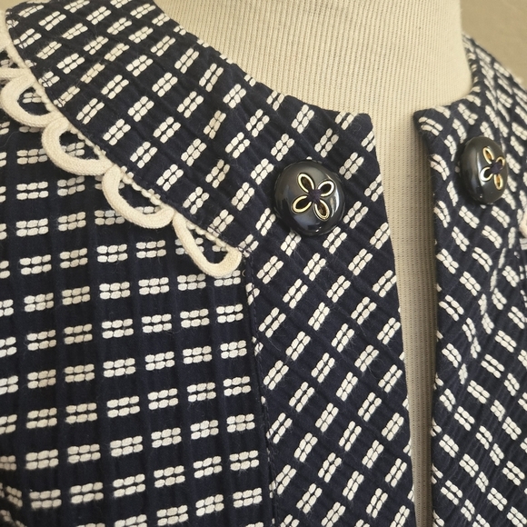 Trina Turk crop blue and white cotton scalloped button blazer jacket 4 - Picture 3 of 7